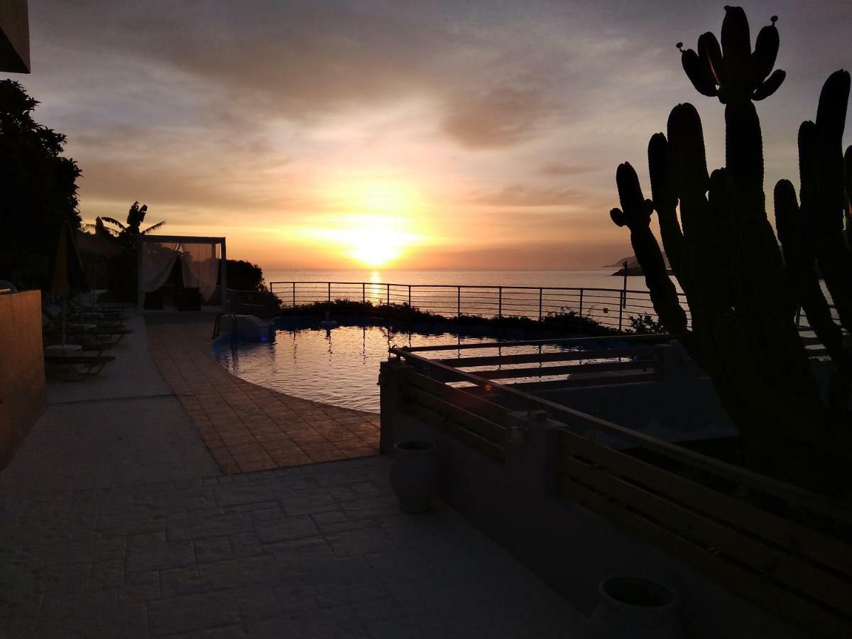 Sea Vessel Hotel Bali  Exterior photo